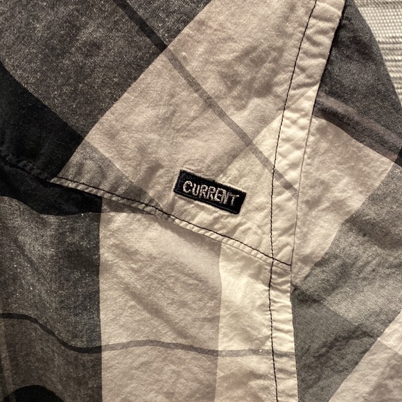 Men’s Ocean Current black, gray & white short sleeved button up shirt - Picture 5 of 8